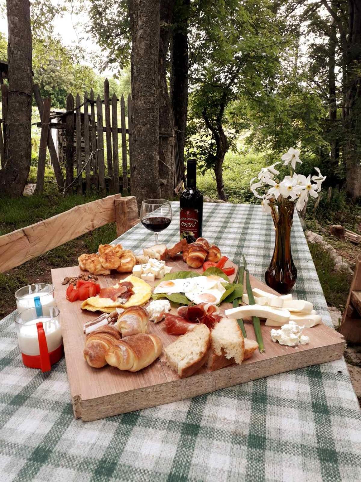 Javorje Apartman *